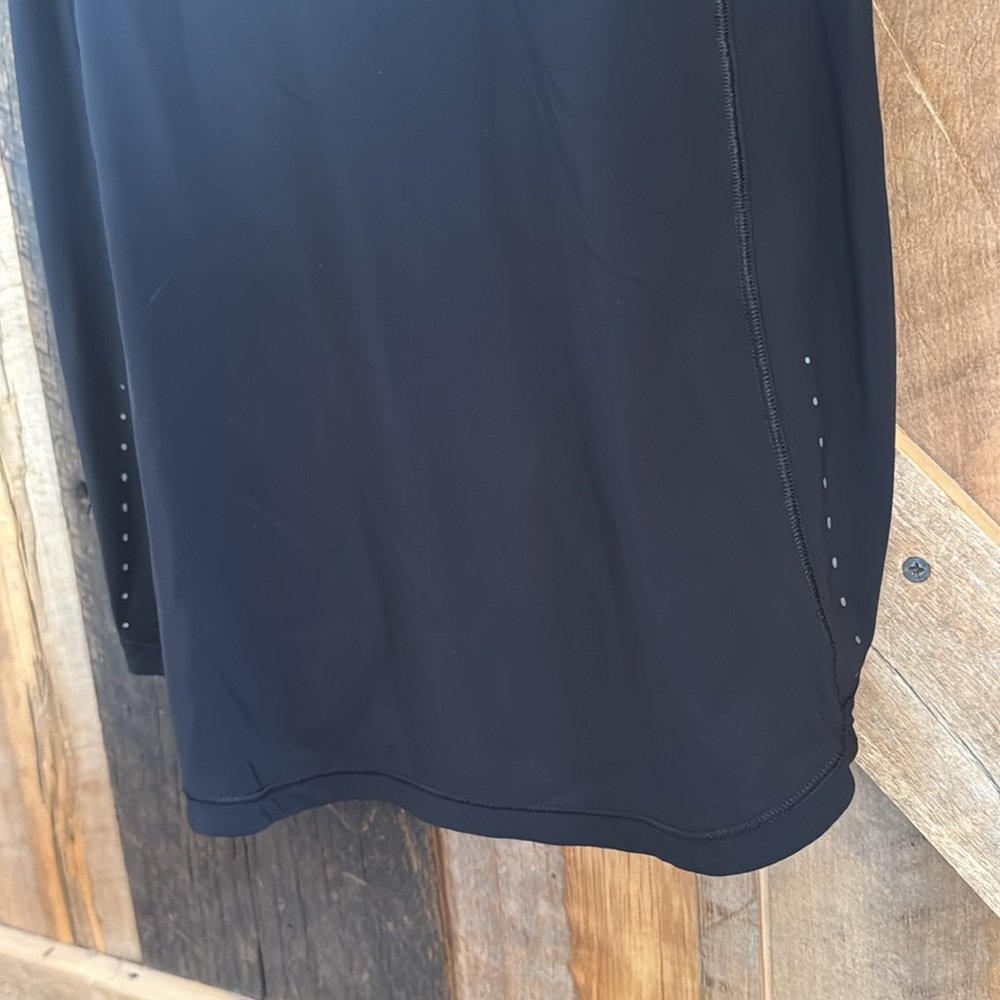Lululemon Tank - Picture 4 of 8